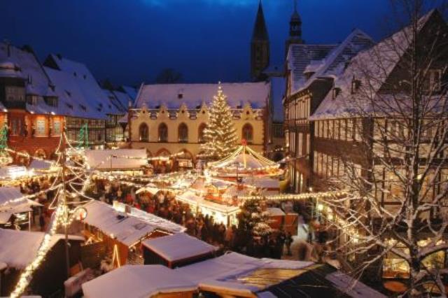 Julemarked på torvet i Goslar, Tyskland